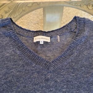 White + Warren Women’s Blue 100% Linen Side Slit V Neck Sweater Size XS